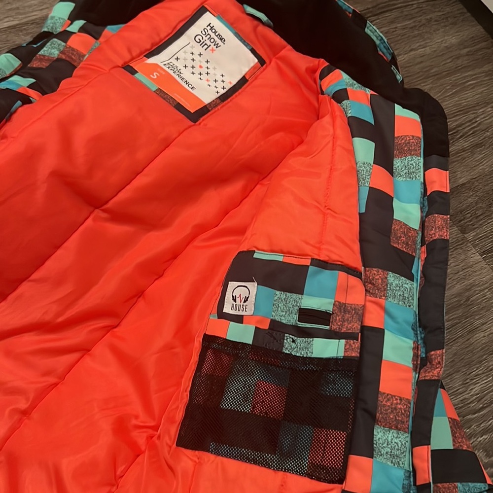 Snow jacket - Picture 6 of 6